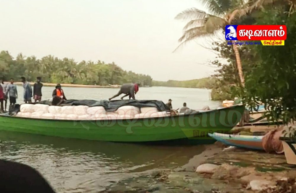 இலங்கைக்கு பீடி இலைகளை கடத்திச் சென்ற தூத்துக்குடி மீனவர்கள் 5பேர் இலங்கை கடற்படையினரால் கைது