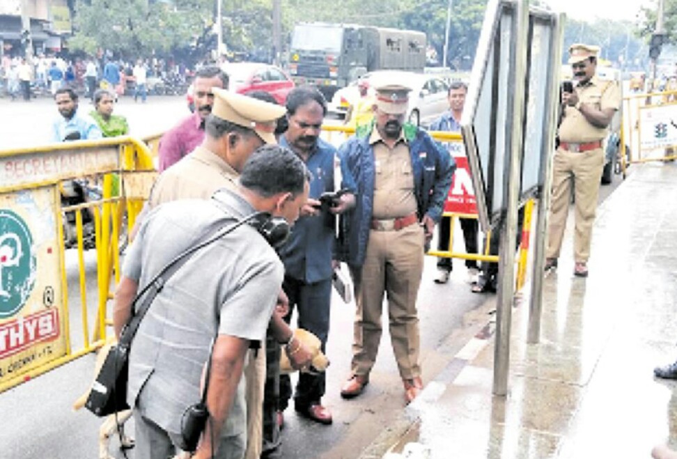 சென்னை ராஜீவ்காந்தி அரசு மருத்துவமனை அருகே கிடந்த வெடிமருந்து பையால் பரபரப்பு