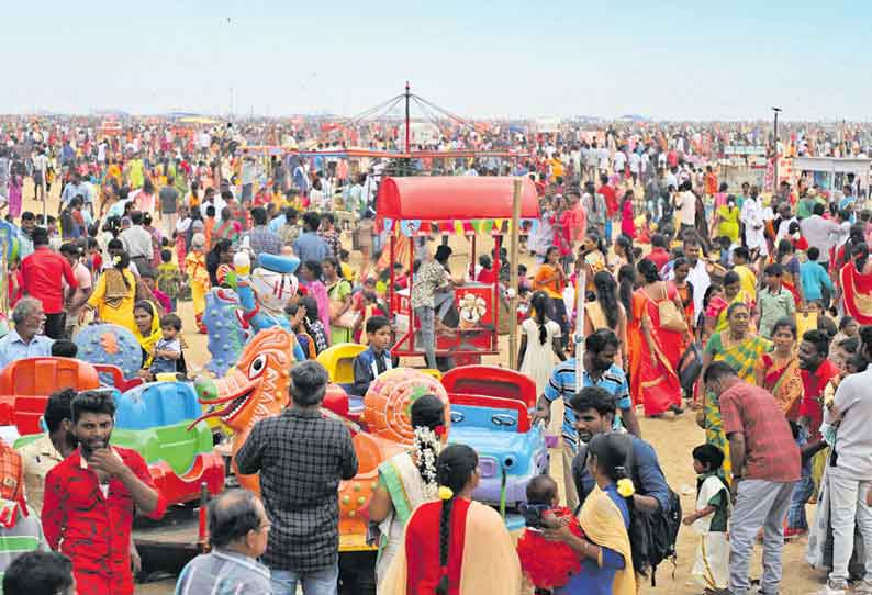 கடற்கரை, பூங்கா, பொருட்காட்சி உள்ளிட்ட சுற்றுலா தலங்களில்அலை மோதிய மக்கள் கூட்டம்சென்னையில் காணும் பொங்கல் உற்சாக கொண்டாட்டம்