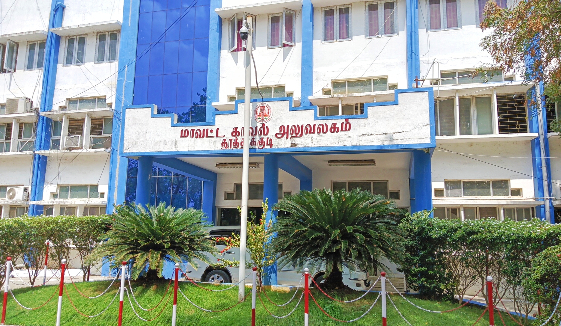 பொங்கல் திருநாளை  பொதுமக்கள் அமைதியாகவும், மகிழ்ச்சியாகவும் கொண்டாடும் பொருட்டு தூத்துக்குடி மாவட்டம் முழுவதும் 1200 போலீசார் பாதுகாப்பு பணியில் ஈடுபடுத்தப்பட்டுள்ளனர்