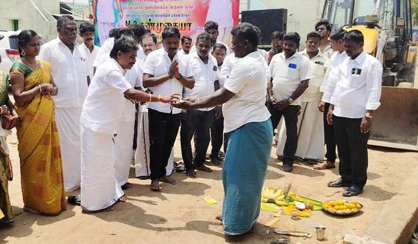 மாப்பிள்ளையூரணியில் 128 சாலைகள் அமைக்க சண்முகையா எம்.எல்.ஏ பூமி பூஜை செய்து தொடங்கி வைத்தார்