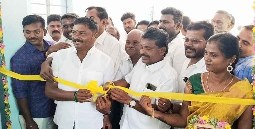 திமுக கொடுத்த வாக்குறுதியை 95 சதவீதம் நிறைவேற்றியுள்ளோம். மாப்பிள்ளையூரணி விழாவில் சண்முகையா எம்.எல்.ஏ பேசினார் திமுக கொடுத்த வாக்குறுதியை 95 சதவீதம் நிறைவேற்றியுள்ளோம். மாப்பிள்ளையூரணி விழாவில் சண்முகையா எம்.எல்.ஏ பேசினார்