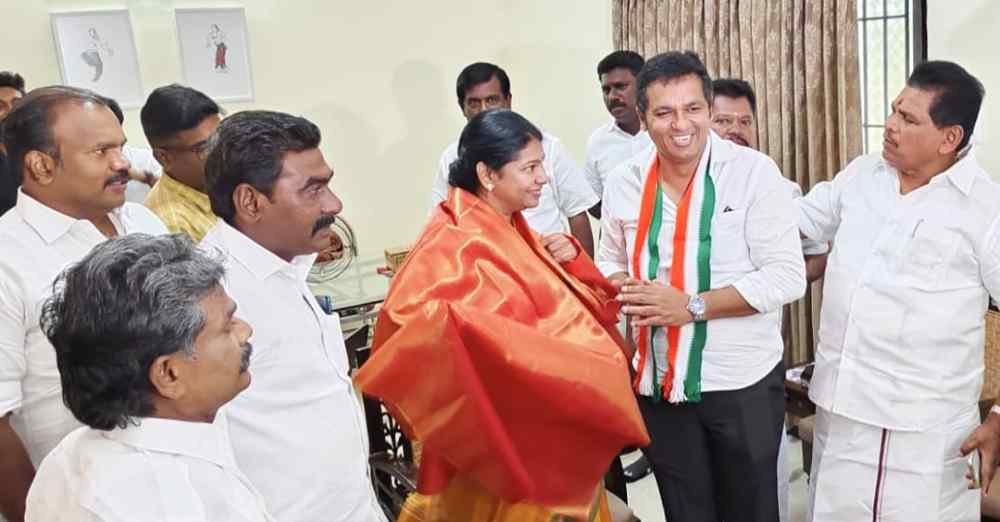 தூத்துக்குடி திமுக வேட்பாளர் கனிமொழிக்கு ஐஎன்டியுசி ஆதரவு தூத்துக்குடி திமுக வேட்பாளர் கனிமொழிக்கு ஐஎன்டியுசி ஆதரவு