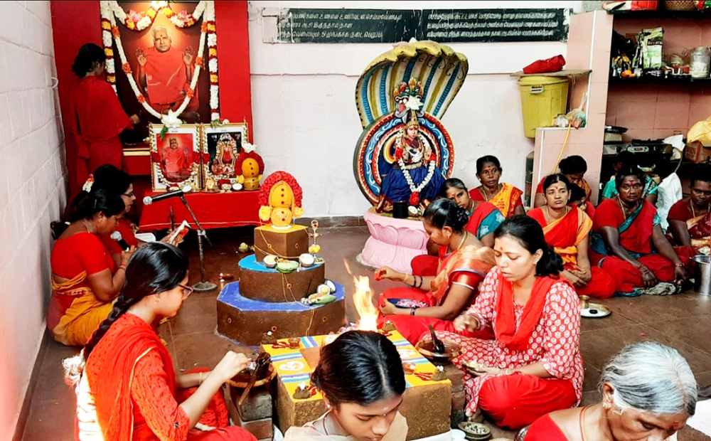 திருவிக நகர் சக்திபீடத்தில் ஆன்மிககுரு பங்காரு அம்மா 84வது அவதார பெருமங்கல விழா – வேள்வி பூஜை திருவிக நகர் சக்திபீடத்தில் ஆன்மிககுரு பங்காரு அம்மா 84வது அவதார பெருமங்கல விழா – வேள்வி பூஜை
