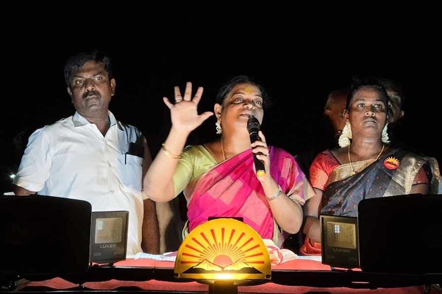 தேர்தல் நேரத்தில் நாடகமாடும் அதிமுக பிஜேபிக்கு தக்க பாடம் புகட்ட வேண்டும்- தோ்தல் பிரச்சாரத்தில் அமைச்சர் கீதாஜீவன் பேச்சு