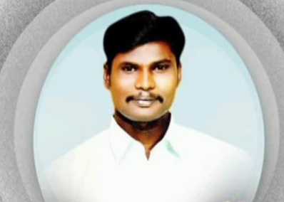 தூத்துக்குடியில் மனைவி பிரிந்து சென்றதால் மீனவர் தூக்குப் போட்டு தற்கொலை தூத்துக்குடியில் மனைவி பிரிந்து சென்றதால் மீனவர் தூக்குப் போட்டு தற்கொலை