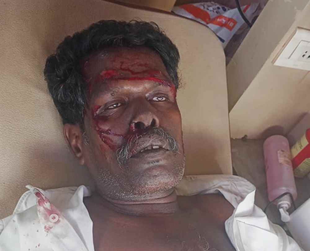 நெல்லையில் பஸ் மோதி தூத்துக்குடியை சேர்ந்த முதியவர் பலி நெல்லையில் பஸ் மோதி தூத்துக்குடியை சேர்ந்த முதியவர் பலி
