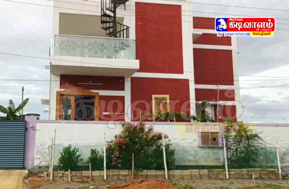 கோவில்பட்டி அருகே பொறியாளர் வீட்டை உடைத்து 15 பவுன் நகை கொள்ளை – போலீசார் விசாரணை கோவில்பட்டி அருகே பொறியாளர் வீட்டை உடைத்து 15 பவுன் நகை கொள்ளை – போலீசார் விசாரணை